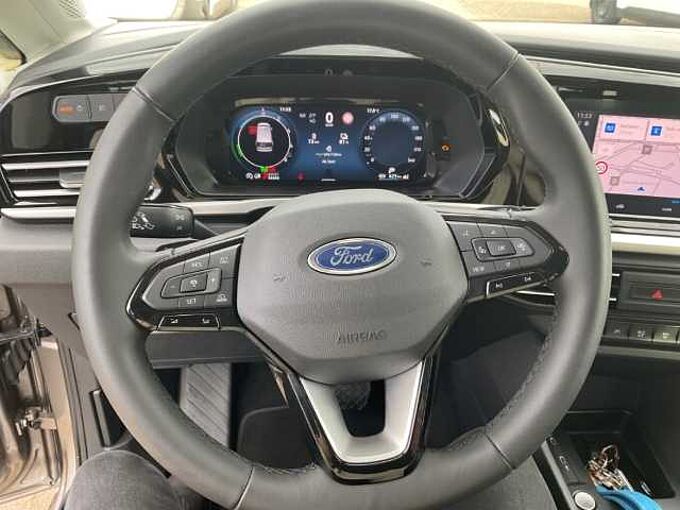 Ford Tourneo Connect PHEV Titanium+Kamera+KeyFree