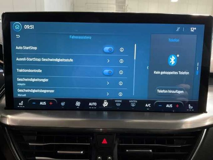 Ford Focus Titanium+Navi+LED+Kamera+KeylessGO+Sitzheizung