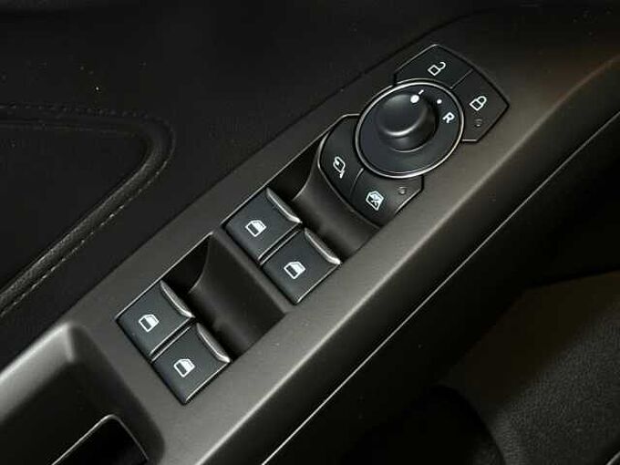 Ford Focus Turnier ST-Line X+Automatik+Kamera+B&O