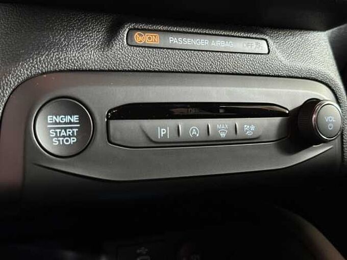 Ford Focus ST-Line X+Automatik+AHK+B&O+Kamera+Navi