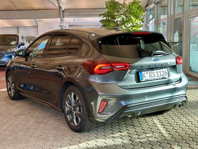 Ford Focus ST-Line X+Automatik+AHK+B&O+Kamera+Navi