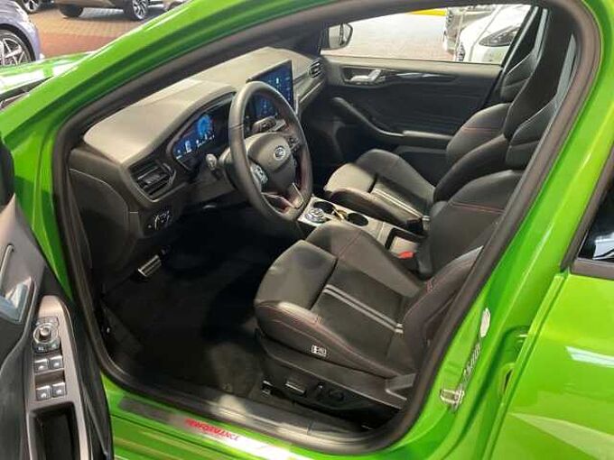 Ford Focus ST X AutoM. 3J Garantie. B&O. Kamera. AHK