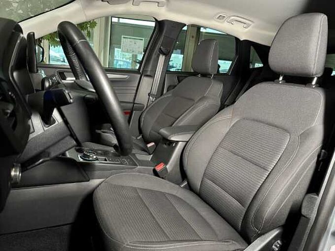 Ford Kuga Titanium+Automatik+AHK+Kamera+Key-Free 