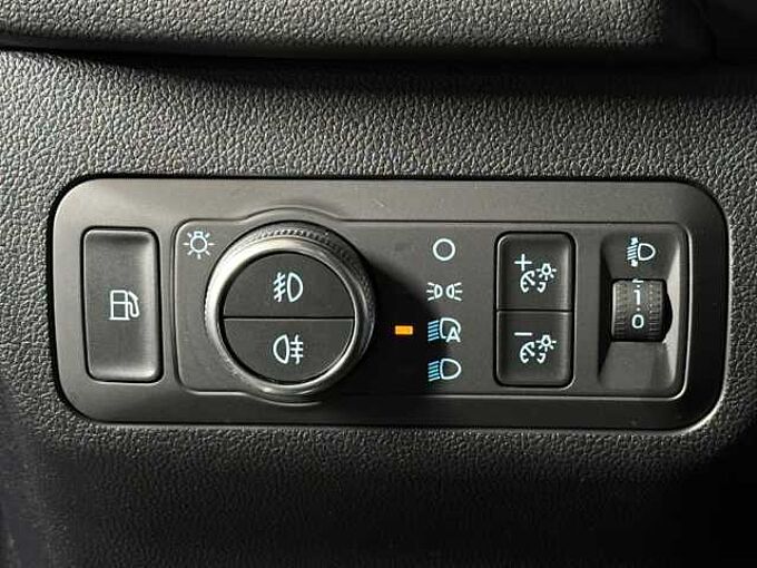 Ford Kuga Titanium+Automatik+AHK+Kamera+Key-Free 