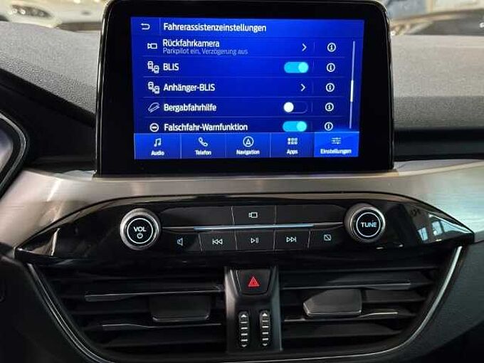 Ford Kuga Titanium+Automatik+AHK+Kamera+Key-Free 