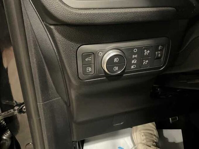 Ford Kuga Plug-In Hybrid ST-Line X Pano. Winter-P. RÜCKF. PDC.NAVI