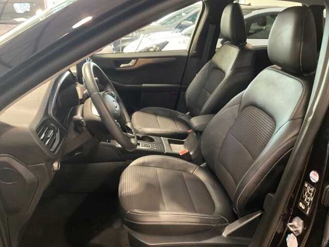 Ford Kuga Plug-In Hybrid Titanium X . Pano. elektr AHK. Winter-P