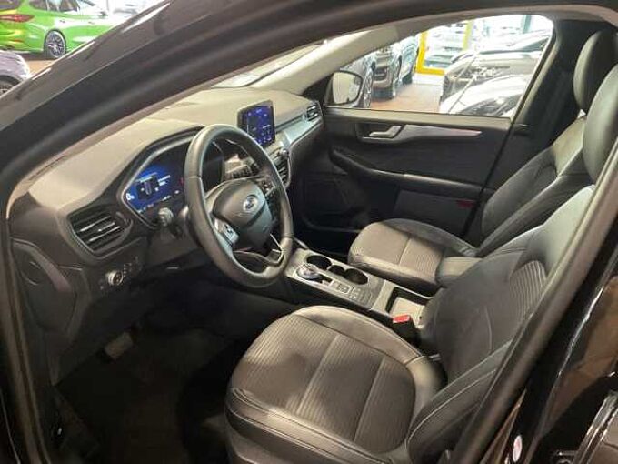 Ford Kuga Plug-In Hybrid Titanium X . Pano. elektr AHK. Winter-P