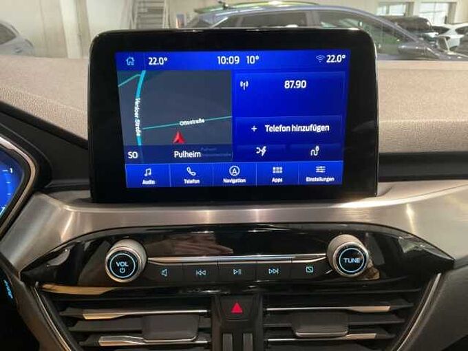 Ford Kuga Plug-In Hybrid Titanium X . Pano. elektr AHK. Winter-P