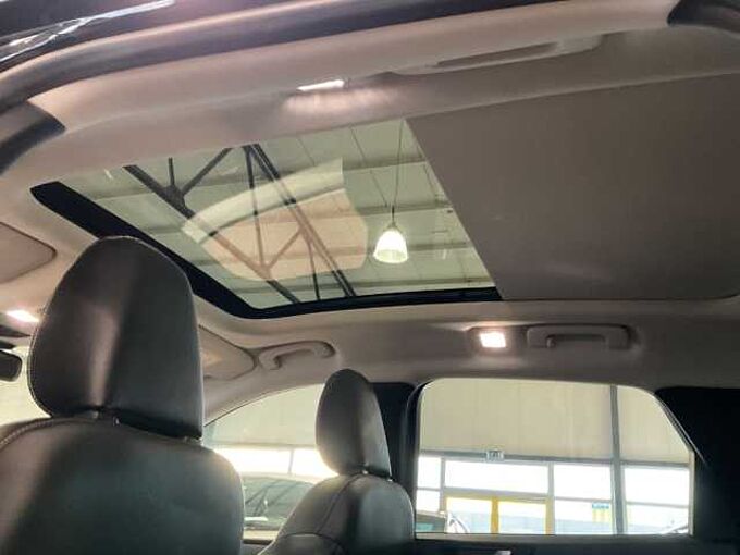 Ford Kuga Plug-In Hybrid Titanium X . Pano. elektr AHK. Winter-P