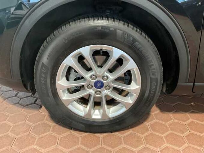 Ford Kuga Plug-In Hybrid Titanium X . Pano. elektr AHK. Winter-P