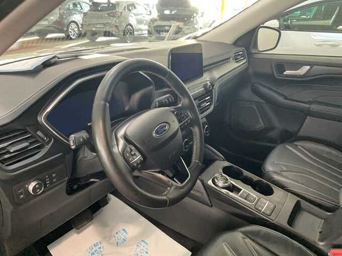 Ford Kuga Plug-In Hybrid Vignale elektr AHK. NAVI. R&Uuml;CKF. Winter-P 