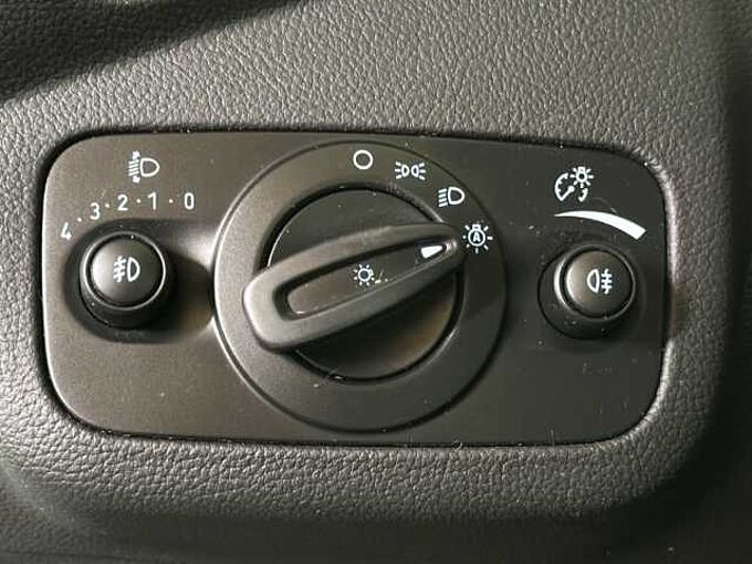 Ford Kuga Titanium+Kamera+Navi+Key-Free+Winter-P. 