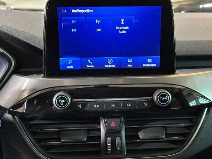 Ford Kuga Titanium X+Automatik+AHK+Kamera+B&O+Navi 