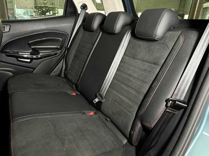 Ford EcoSport ST-Line+Automatik+AHK+Schiebedach+Kamera 