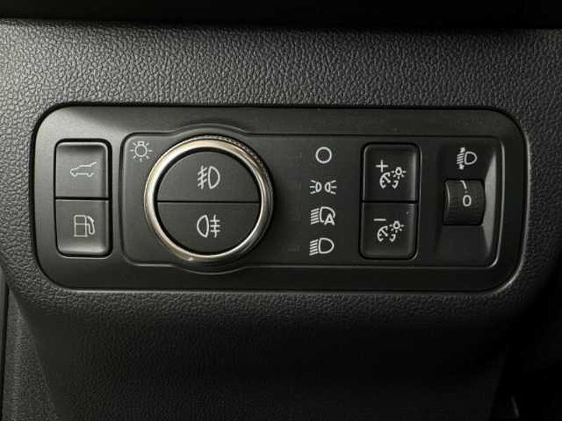 Ford Kuga Titanium X+5 Jahre Garantie*+Automatik+Navi Titanium X+5 Jahre Garantie*+Automatik+Navi