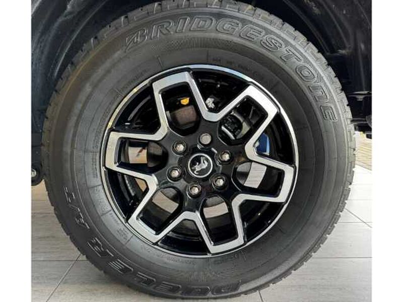 Ford Bronco Outer Banks 4x4 KeyFree+Diff. +360°Kamera+B&O+LED+Navi Outer Banks 4x4 LED+Differential+360°+B&O+KeyFree+Navi
