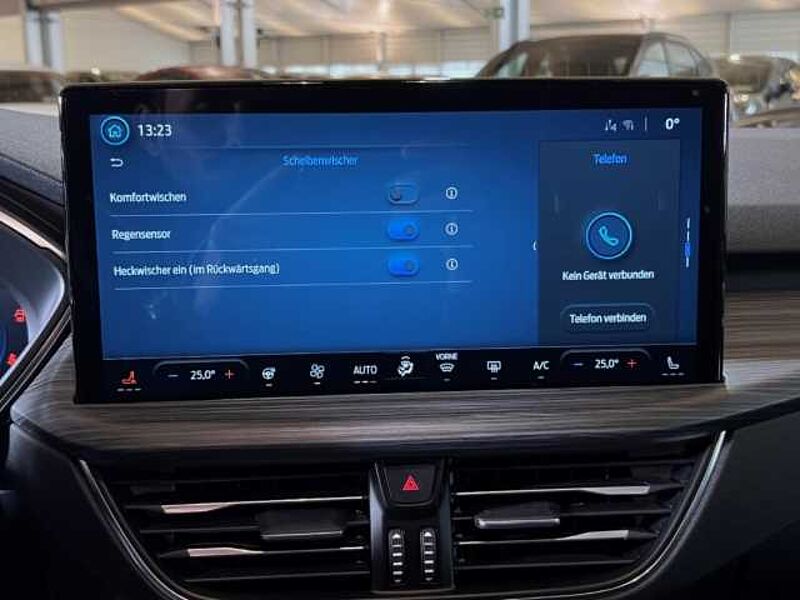 Ford Kuga Active X Automatik+Navi+B&O+Rückfahrkamera Active X+Automatik+Navi+B&O+Rückfahrkamera