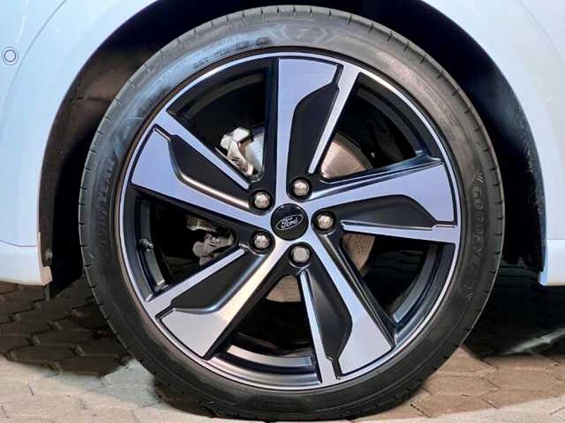 Ford Puma ST-Line X+Navi+B&O+Key-Free+Kamera+LED ST-Line X+Navi+B&O+Key-Free+Kamera+LED