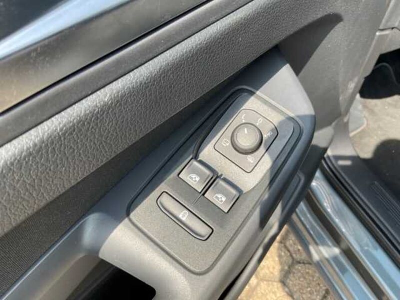 Ford Tourneo Connect Active Automatik+Schiebetür r&l+Tempomat