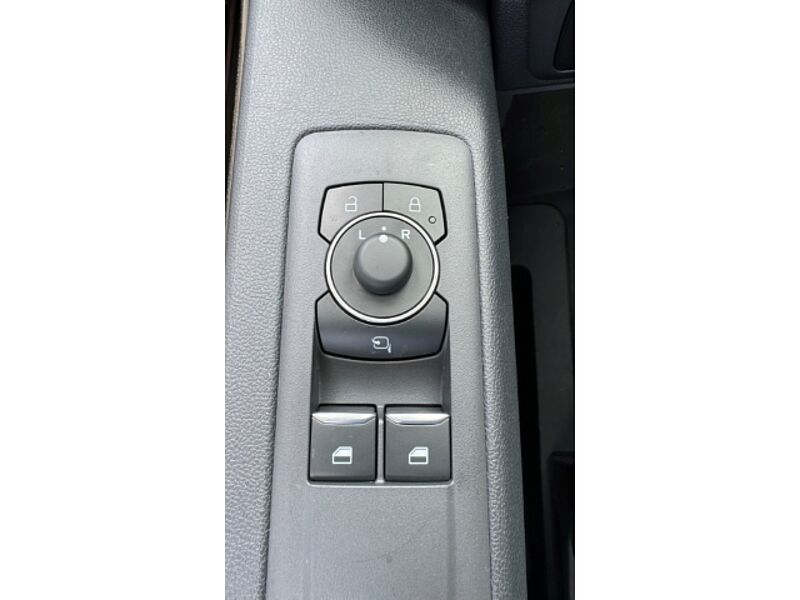 Ford Transit Custom 320 L1 Limited Automatik+Allrad+KeyFree+Navi