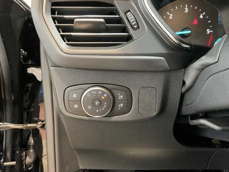 Ford Focus Titanium+Automatik+LED+Kamera+Navi+Sitzheizung