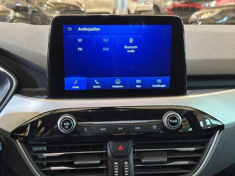 Ford Kuga Cool&Connect+Automatik+AHK+Navi+Sitzheizung