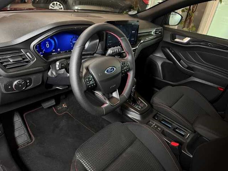 Ford Focus Turnier ST-Line X+5 J. Garantie*+Automatik
