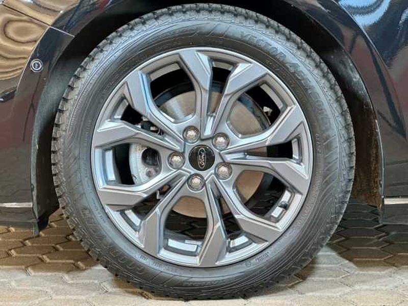 Ford Focus Turnier ST-Line X+AHK+Navi+Kamera+Key-Free