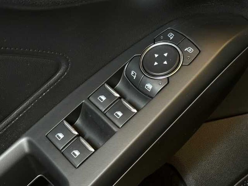 Ford Focus Turnier ST-Line+Navi+PDC+Key-Free+Klima