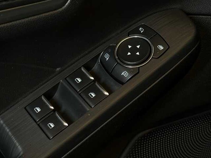 Ford Kuga Titanium+Automatik+Navi+Kamera+Key-Free