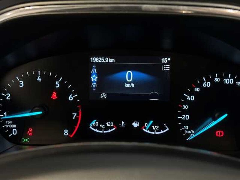 Ford Focus Titanium Design MHEV+Navi+LED+Key-Free