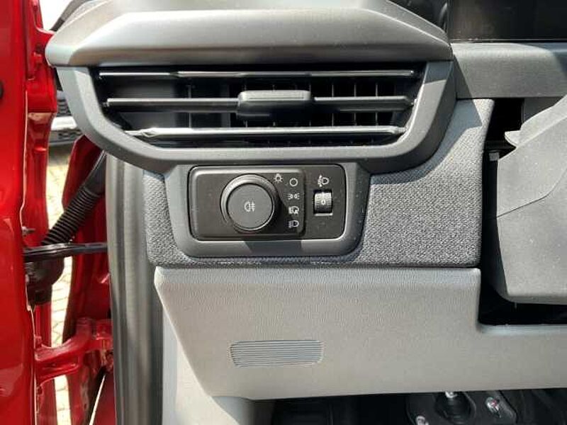 Ford Tourneo Custom 320 L1 Titanium 8 Sitzer Limeted