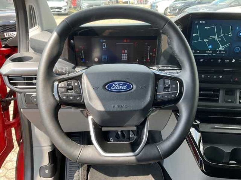 Ford Tourneo Custom 320 L1 Titanium 8 Sitzer Limeted