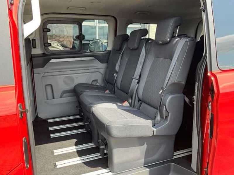 Ford Tourneo Custom 320 L1 Titanium 8 Sitzer Limeted