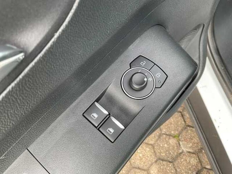 Ford Transit Courier Trend+Sitzheizung+Kamera+Tempomat