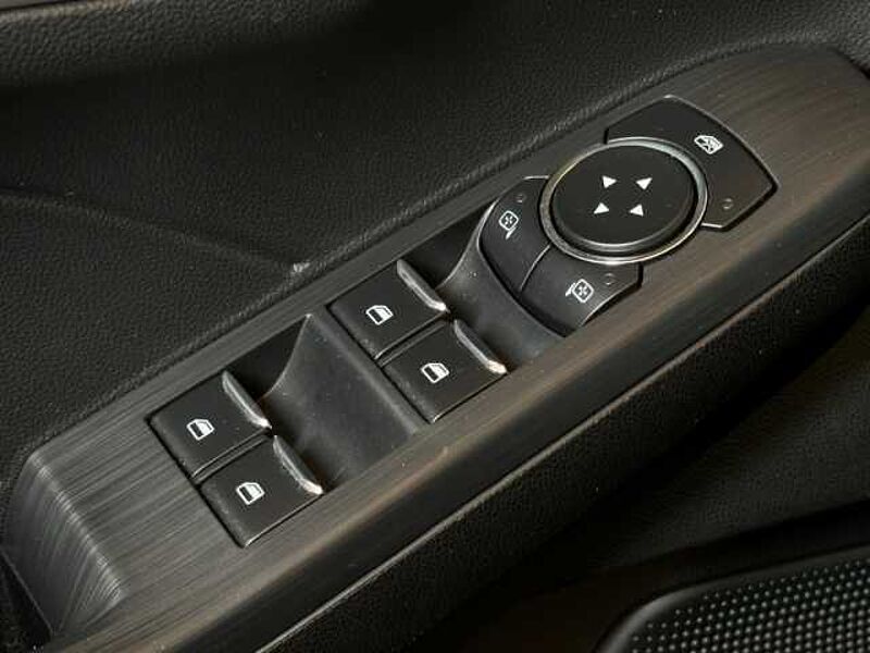 Ford Kuga Cool&Connect+Automatik+Navi+PDC+Sitzheizung