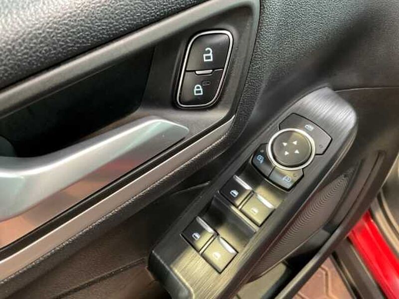 Ford Kuga Cool&Connect FHEV AWD+Navi+Tempomat+Sitzheizung