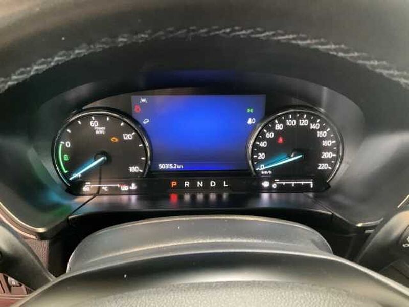 Ford Kuga Cool&Connect FHEV AWD+Navi+Tempomat+Sitzheizung