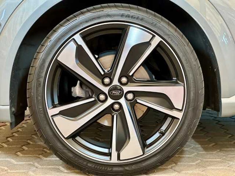 Ford Puma ST-Line Vignale+Pano+AHK+Kamera+B&O+Navi