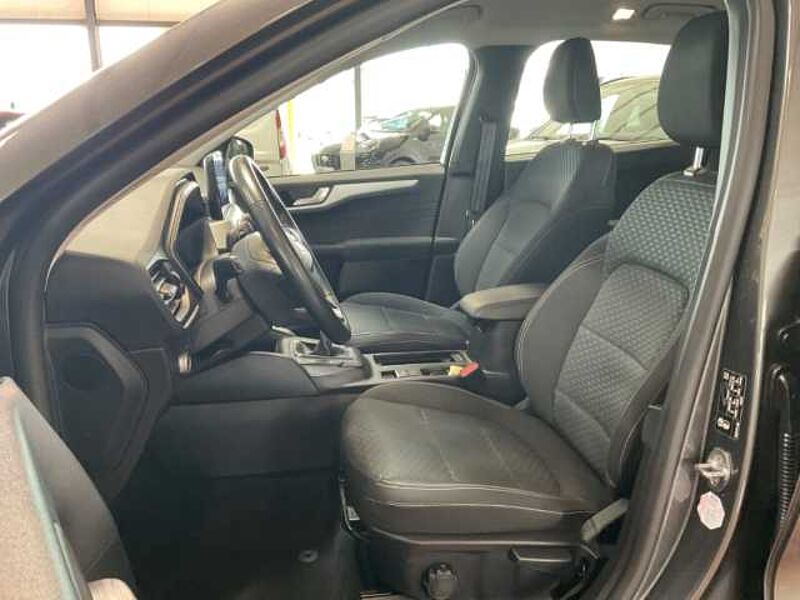 Ford Kuga Cool&Connect+Navi+elek. AHK+KeylessGO+Tempomat