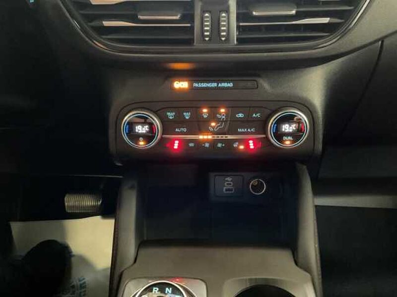 Ford Kuga ST-Line X PHEV+LED+B&O+KeyFree+Kamera+Navi