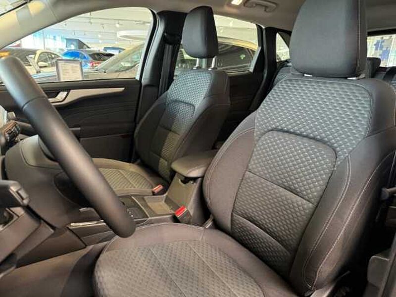 Ford Kuga Cool & Connect Automatik+Park-Pilot vo. /hi.