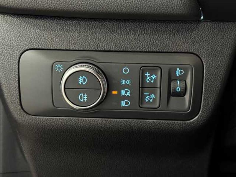 Ford Kuga Cool & Connect Automatik+Park-Pilot vo. /hi.