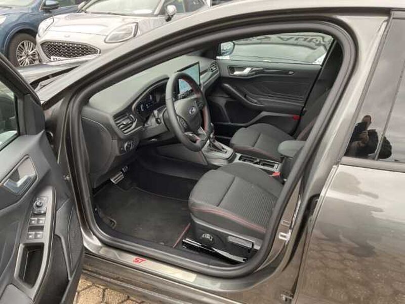 Ford Focus ST-Line X AHK. Pano. Winter-P. Rückf.