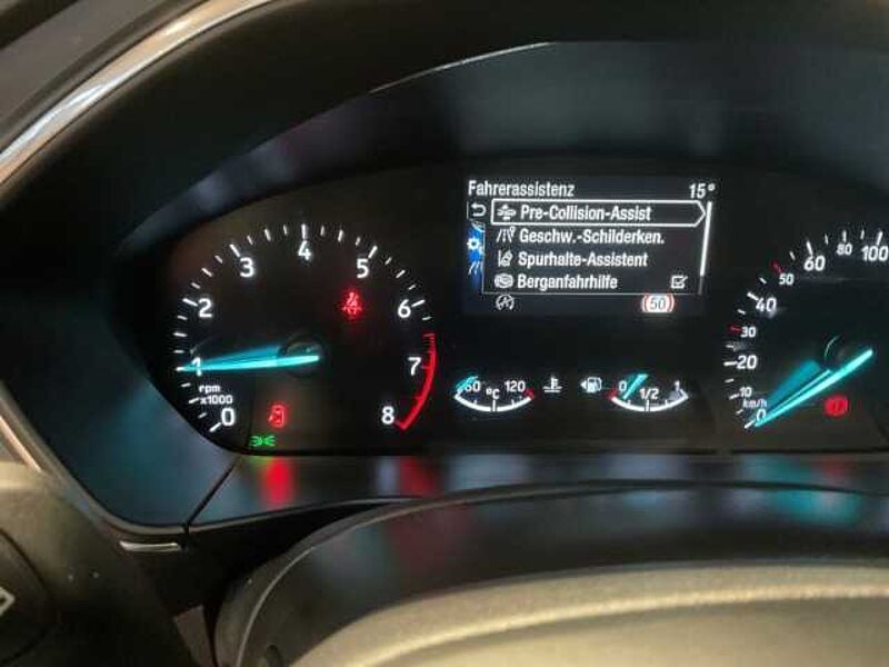 Ford Focus Titanium Turnier+KeyFree+Navi+Tempomat