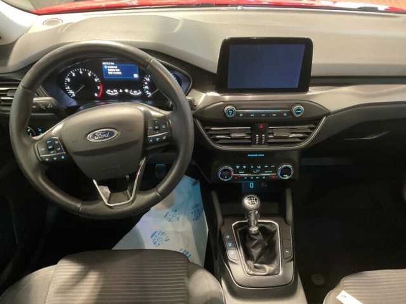 Ford Focus Titanium Turnier+KeyFree+Navi+Tempomat
