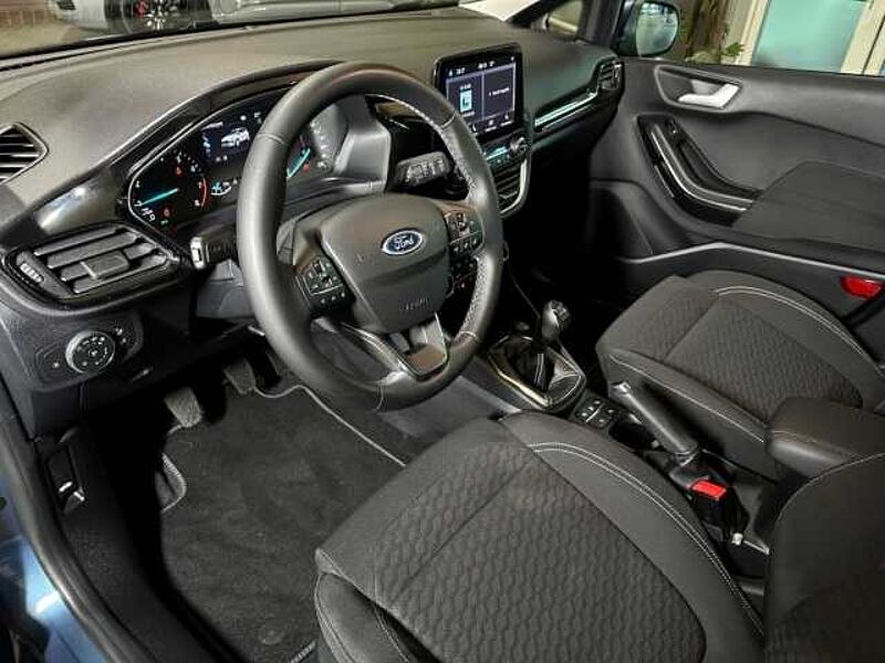 Ford Fiesta Titanium+Rückfahrkamera+Winter-P. +Tempo