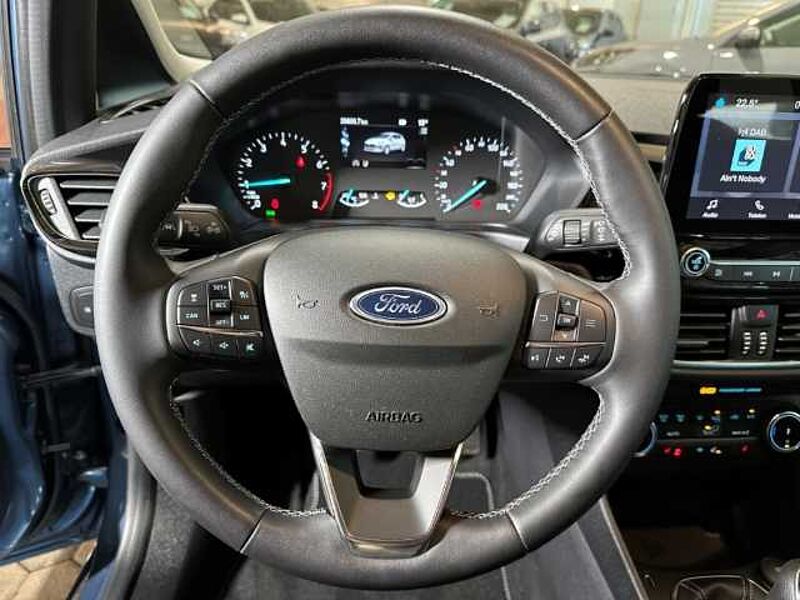 Ford Fiesta Titanium+Rückfahrkamera+Winter-P. +Tempo