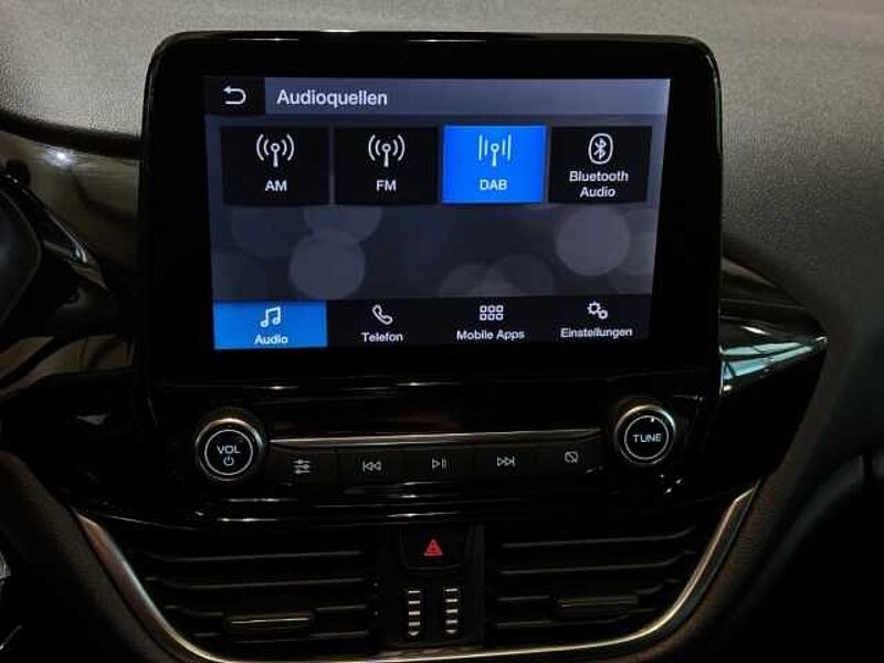 Ford Fiesta Titanium+Rückfahrkamera+Winter-P. +Tempo